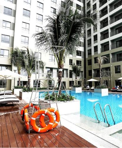 Hồ bơi căn hộ Masteri Thảo Điền CHO THUÊ C.CƯ FULL NỘI THẤT TẠI MASTERI THẢO ĐIỀN