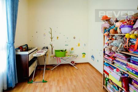 Phòng Ngủ 2 Căn hộ Chung cư Phú Mỹ tầng cao, 3PN, nội thất đầy đủ, view hồ bơi