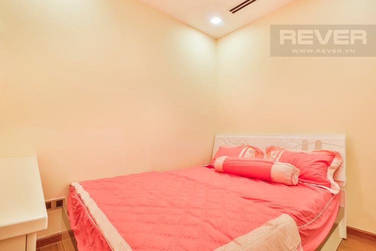 Phòng ngủ 1 Căn hộ Vinhomes Central Park tầng cao Park 1 thoáng mát