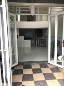 nhà phố Bình Tân  Bán nhà phố đường số 9A Bình Hưng Hoà, nội thất cơ bản