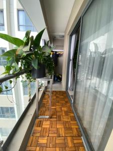 Ban công căn hộ The Gold View Căn hộ The Gold View quận 4, nội thất đầy đủ view thoáng mát