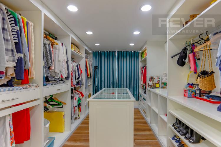 Phòng Để Đồ Duplex Phú Hoàng Anh 3 phòng ngủ view hồ bơi