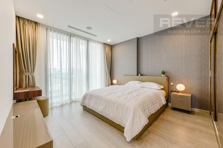 Phòng ngủ 2 Căn hộ Vinhomes Golden River 3 phòng ngủ tầng trung A4 view sông