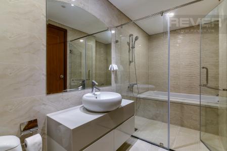 Phòng Tắm 2 Căn hộ Vinhomes Central Park 4 phòng ngủ tầng trung L6 đầy đủ nội thất