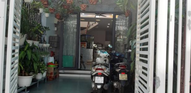 Nhà phố quận 7 Bán nhà phố đường hẻm đường Huỳnh Tấn Phát, phường Phú Thuận, quận 7, diện tích đất 69.7m2, nội thất cơ bản.