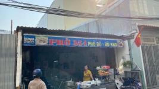 Bán nhà hẻm đường Phan Văn Trị, Q. Bình Thạnh diện tích 4.77x32.7m, cách sân bay 10 phút di chuyển.