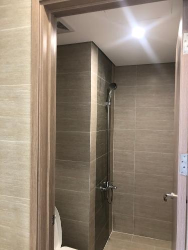 Toilet Vinhomes Grand Park Quận 9 Căn hộ Vinhomes Grand Park tầng cao, view nội khu, 3 phòng ngủ.