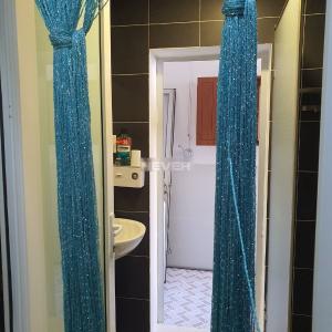 Căn hộ Sky Garden, Quận 7 Căn hộ Sky Garden 3 phòng ngủ, đầy đủ nội thất.