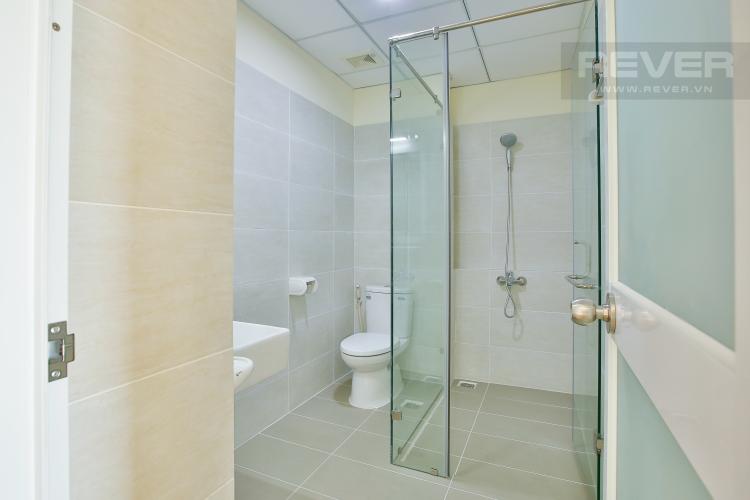 Toilet Căn hộ Flora Fuji tầng trung tháp A, 1 phòng ngủ, view sông