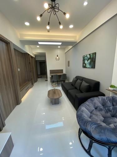 Nội thất Saigon South Residence  Căn hộ Saigon South Residence tầng thấp, nội thất cơ bản hiện đại.