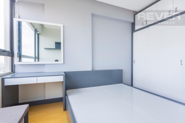 Bàn trang điểm phòng ngủ chính Căn hộ Masteri Thảo Điền tầng cao T4B 3 phòng ngủ, nội thất tinh tế