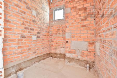 Toilet Căn hộ The Gold View 2 phòng ngủ tầng thấp A3 nhà thô, không nội thất