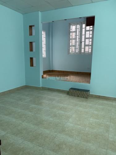 Bên trong nhà phố Huỳnh Tấn Phát, Quận 7 Nhà phố diện tích sử dụng 125m2, hiện trạng còn mới.