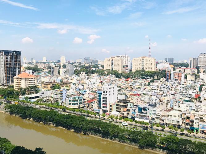 View từ  căn hộ The Gold View Bán căn hộ The Gold View nội thất cơ bản, view sông và thành phố.