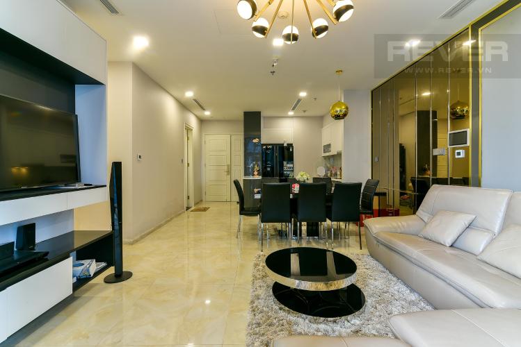 Phòng khách căn hộ Vinhomes Golden River Bán hoặc cho thuê Vinhomes Golden River 2PN, tháp The Aqua 1, đầy đủ nội thất, view sông và nội khu