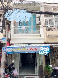 Bán nhà phố 2 tầng đường 13, phường 4, quận 4 kết cấu 2 phòng ngủ diện tích đất 17.6m2, diện tích sàn 37.2m2 chính hướng Tây Nam.