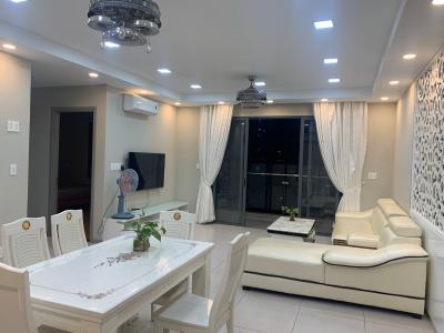 Bán căn hộ The Gold View tầng trung, diện tích 130m2 - 3 phòng ngủ, đầy đủ nội thất