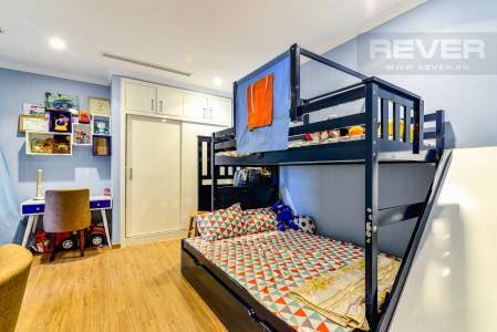 Phòng Ngủ 2 Căn hộ Vinhomes Central Park 3 phòng ngủ tầng cao L1 hướng Bắc