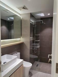 Phòng tắm căn hộ Palm Heights Căn hộ tầng trệt Palm Heights đầy đủ nội thất, 2 phòng ngủ.