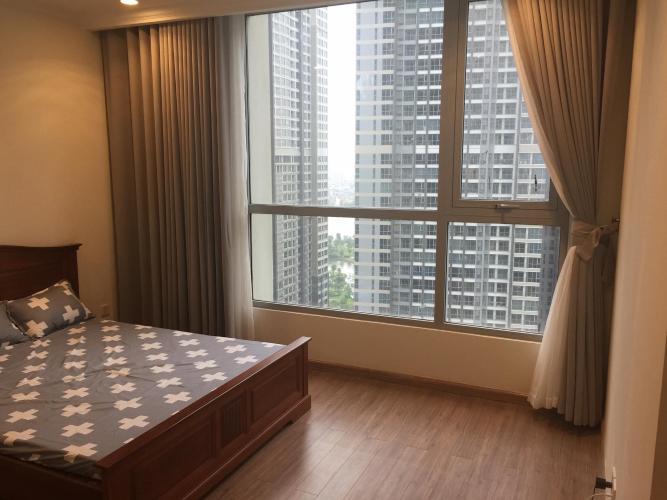  Bán căn hộ Vinhomes Central Park thuộc tầng trung, tháp Landmark 81, diện tích 51.5m2