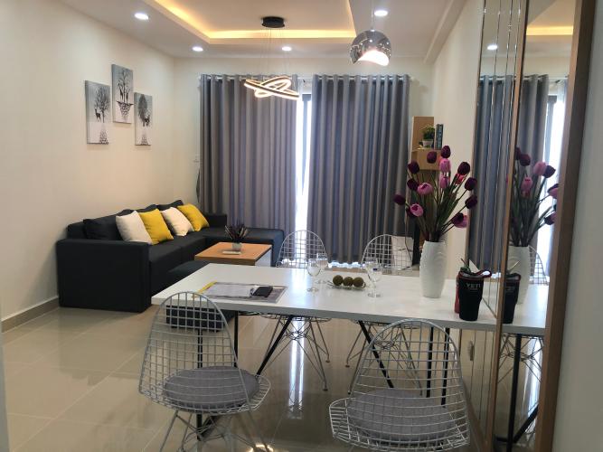 Phòng khách The Sun Avenue Quận 2 Căn hộ The Sun Avenue tầng cao, nội thất đầy đủ.