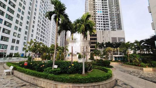 Chánh Hưng-Giai Việt, Quận 8 Căn hộ Chánh Hưng Giai Việt view thành phố, nội thất cơ bản.