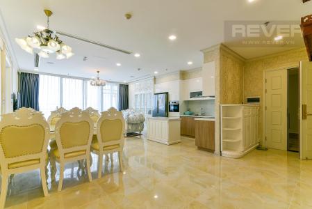 Phòng khách căn hộ VINHOMES GOLDEN RIVER Bán hoặc cho thuê căn hộ Vinhomes Golden River 3PN, đầy đủ nội thất, view sông Sài Gòn và Bitexco