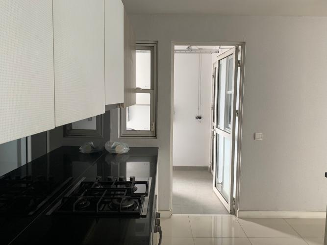 0a014cefef750b2b5264.jpg Bán căn hộ Sunrise City 2 phòng ngủ, diện tích 106m2, nội thất cơ bản, hướng Nam