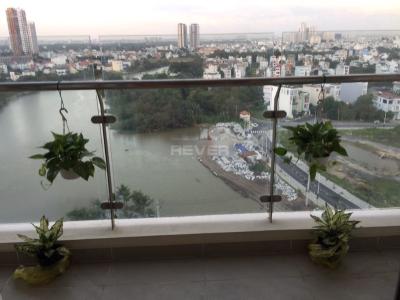 Ban công căn hộ Đảo Kim Cương, Quận 2 Căn hộ Đảo Kim Cương ban công hướng Đông Nam, view sông mát mẻ.