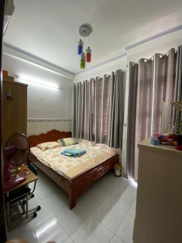 Bên trong nhà phố Lý Phục Man, Quận 7 Nhà phố hẻm xe hơi, diện tích 67.8m2, bàn giao sổ hồng riêng.