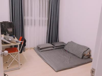 Phòng ngủ Carillon 5, Tân Phú Căn hộ Carillon 5 tầng cao, ban công hướng Tây Nam, thiết kế hiện đại.