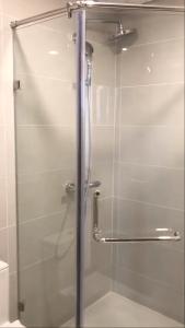 phòng vệ sinh Eco Green Saigon Bán căn hộ Eco Green Saigon tầng cao, nội thất cơ bản, bàn giao ngay