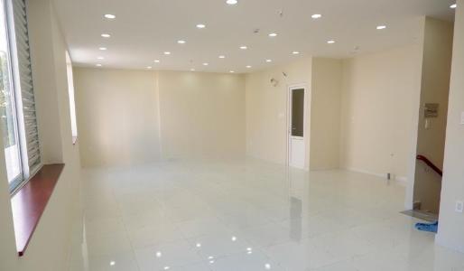 Bên trong Shophouse  ParkView Shophouse Moonlight Park View nội thất cơ bản, view hồ bơi.