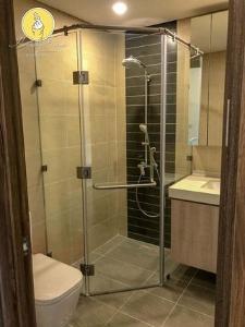 Toilet Hado Centrosa Garden, Quận 10 Căn hộ Hado Centrosa Garden tầng cao, view hồ bơi.