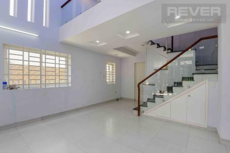 Phòng Khách Cho thuê nhà phố hẻm Nguyễn Duy Trinh, Q2, 3 phòng ngủ, không có nội thất, hướng Đông Nam