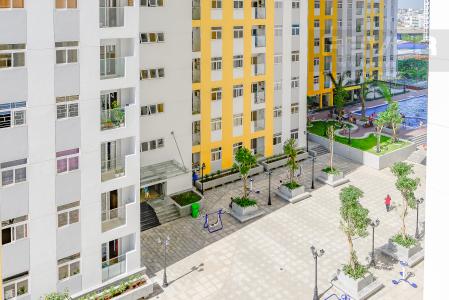 View Căn hộ City Gate Quận 8 tầng thấp 2 phòng ngủ block B nội thất cơ bản
