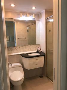 Phòng tắm The Manor Quận Bình Thạnh Căn hộ The Manor tầng cao, nội thất sang trọng, view thành phố.