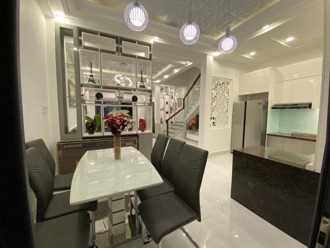 Phòng ăn và bếp nhà phố Nhà Bè Bán nhà 3 tầng hẻm 52 Đào Tông Nguyên, Nhà Bè, sổ hồng