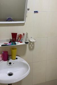 Phòng tắm căn hộ chung cư Man Thiện, Quận 9 Căn hộ chung cư Man Thiện view thành phố thoáng mát, hướng Tây.