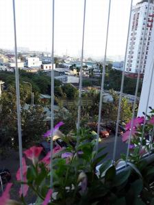 Ban công Thái An Apartment, Quận 12 Căn hộ Thái An Apartment ban công hướng Đông, đầy đủ nội thất.