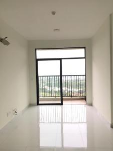 Phòng khách Jamila Khang Điền, Quận 9 Căn hộ Jamila Khang Điền tầng trung, hướng Đông Nam, view thành phố.