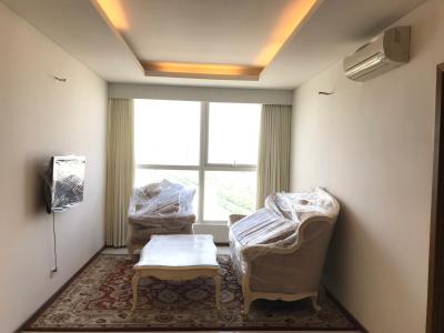 Phòng khách Thảo Điền Pearl, Quận 2 Căn hộ Thảo Điền Pearl tầng cao, view thành phố sầm uất.