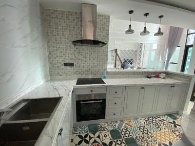 Nhà bếp căn hộ Feliz en Vista Căn hộ Feliz En Vista nội thất cao cấp đầy đủ, tầng cao view thành phố