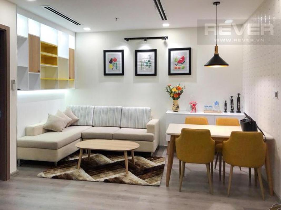 Phòng khách Bán hoặc cho thuê căn hộ Vinhomes Central Park 1PN, tầng cao, diện tích 51m2, đầy đủ nội thất