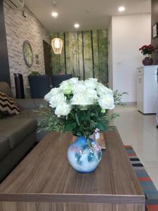 Căn hộ Dragon Hill 2, Nhà Bè Căn hộ Dragon Hill 2 tầng trung, ban công hướng Đông Nam.