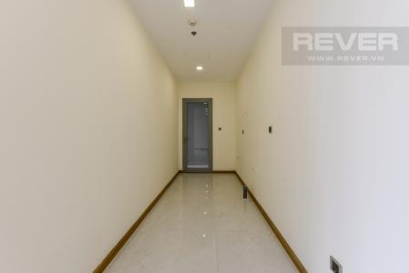 Bếp Officetel Vinhomes Central Park 2 phòng ngủ tầng trung P7 nhà trống