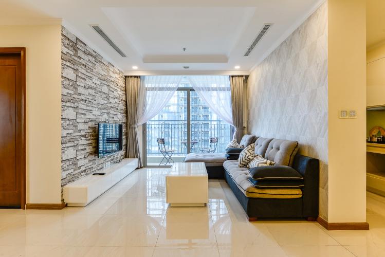 Căn hộ Vinhomes Central Park tầng trung, tòa Landmark 6, 4 phòng ngủ, full nội thất