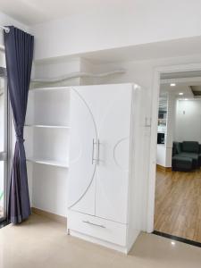 Phòng khách chung cư Hưng Vượng 2 Bán căn hộ chung cư Hưng Vượng 2, vị trí thuận lợi, nằm sát khu đô thị Phú Mỹ Hưng.