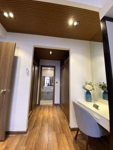 Căn hộ De Capella, Quận 2 Căn hộ De Capella hướng Đông Nam, view thành phố.