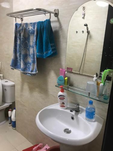 Phòng tắm Heaven Riverview, Quận 8 Căn hộ Heaven Riverview tầng trung, hướng Nam view thành phố.